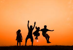 12 прекрасни начина да бъдеш човек