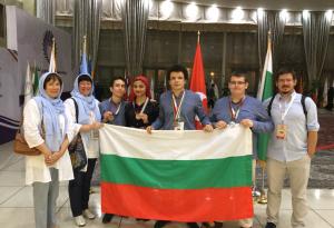 Страхотен успех за биолозите ни – сребро и три бронза на олимпиадата в Иран!