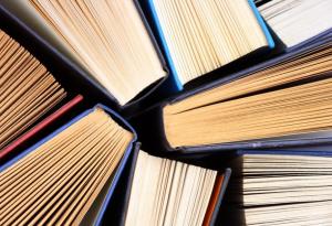 За книгите и техните автори