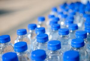 Какво трябва да проверите, когато купуватe бутилирана вода