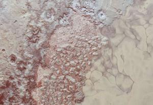 Причудливите форми на Плутон са без аналог на който и да е извънземен свят