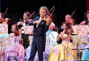  Андре Рийо с последния си концерт от Маастрихт - в кино Арена