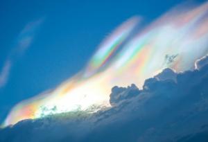 Уникалната красота на феномена огнена дъга