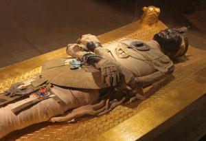 Египетски мумии носели протези на... палци