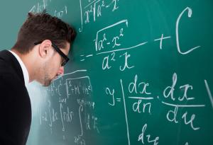 Вместо виц: Защо заплатите на учителите са малки