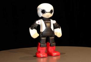 Вече има и робот-дете с изкуствен интелект на 5-годишно