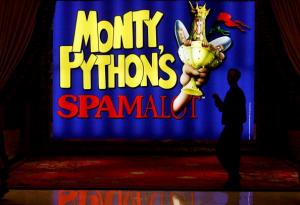 Лудата комедия и рок музиката се обичат 