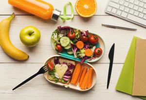 Лесни идеи за здравословно хапване в офиса