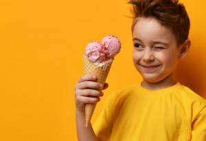Може ли детето да яде сладолед при болки в гърлото 