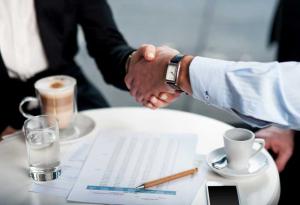 10 прости навика, с които мигновено печелим симпатии