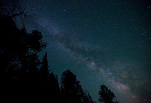 Видео: таймлапс на звездното небе