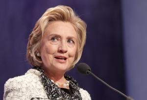 Формата на лицето издава желанието на жената да доминира