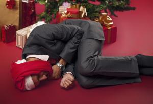 Вместо виц: Как се държат зодиите на офисното коледно парти