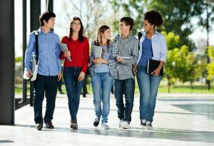 Ако смятате, че останалите хората имат повече приятели от вас, вероятно грешите