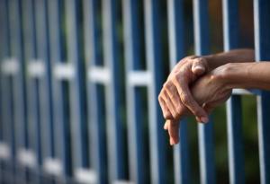 Виц: В затвора