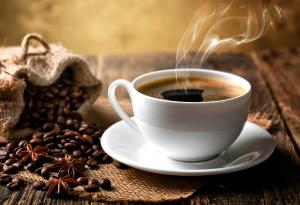 Здравословни алтернативи на кофеина или как да ограничим приема му  