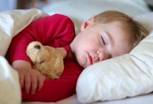 Най-добрите начини да приспим детето вечер