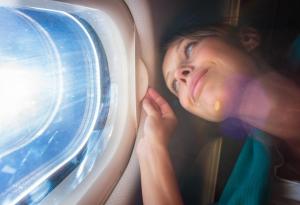 7 заплахи за здравето, когато пътувате в самолет
