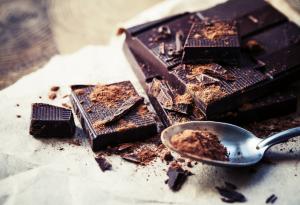 Яжте черен шоколад!