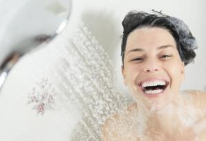 5 грешки, които правим всеки ден, когато си взимаме душ