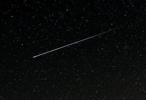 Зрелищно видео показва падането на голям метеор в Италия