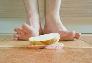 16 закона за всеобщата гадост