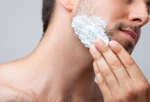 Крем за бръснене с кофеин ви дава нужната сутрешна енергия