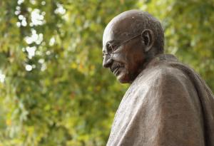 2 октомври: Международeн ден на ненасилието 