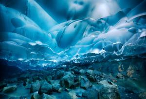 Ледените пещери Меденхол - чудото на Аляска!