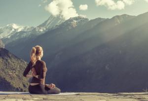 Йогата и дълбокото дишане лекуват депресия