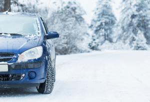 Най-бързият начин да махнете конденза на предното стъкло на колата