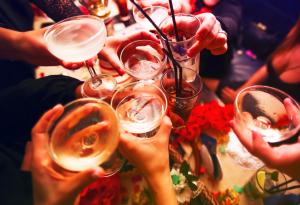 Искате да отслабнете? Спрете алкохола