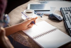 Вече знаем защо хората са или левичари, или десняци