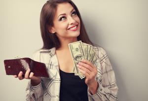 Науката обяснява: Могат ли парите да купят щастие?