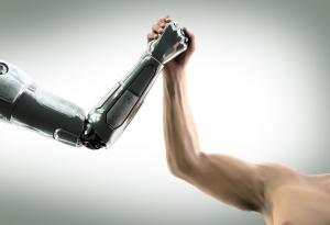 Съдят човек по обвинение, че застрелял робот