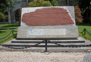 Дайтънската скала и нейният неясен произход