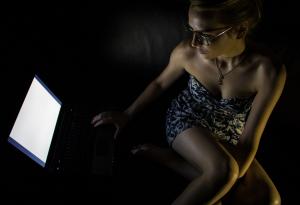 Виц: Хакери и блондинки