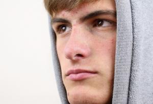 Мъжете с кафяви очи будят повече доверие