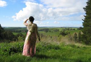 9 цитата на Джеийн Остин за обезсърчените самотници