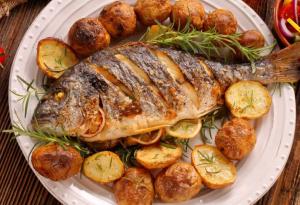 Храненето с риба три пъти седмично намалява значително риска от рак