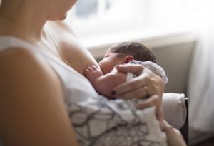 От кърменето няма когнитивни ползи