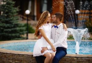 Ако искате брак за цял живот, търсете нисък мъж