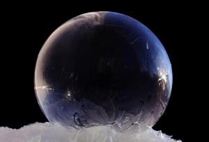 Сапунени балончета се превръщат в дисплеи