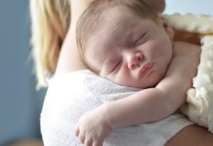 Бебетата хълцат по една изключително важна причина