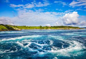 Салтстраумен - малкият проток с едни от най-силните приливни течения на света