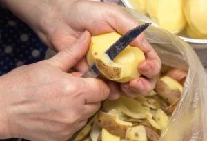 Беленето на картофи – по-добър помощник в борбата със стреса от йогата