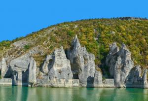5 малко известни места в България със спиращи дъха гледки