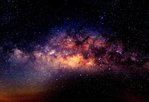 Астрономи откриха мистериозна „призрачна“ галактика до Млечния път