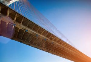 Видео: Най-високият мост в света