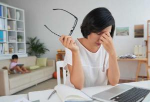 Мамин опит: Съжалявам, че тръгнах на работа